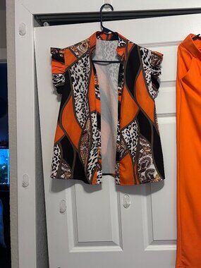 Temu Orange Co-ord Set – Sleeveless Patterned Blouse & Trousers